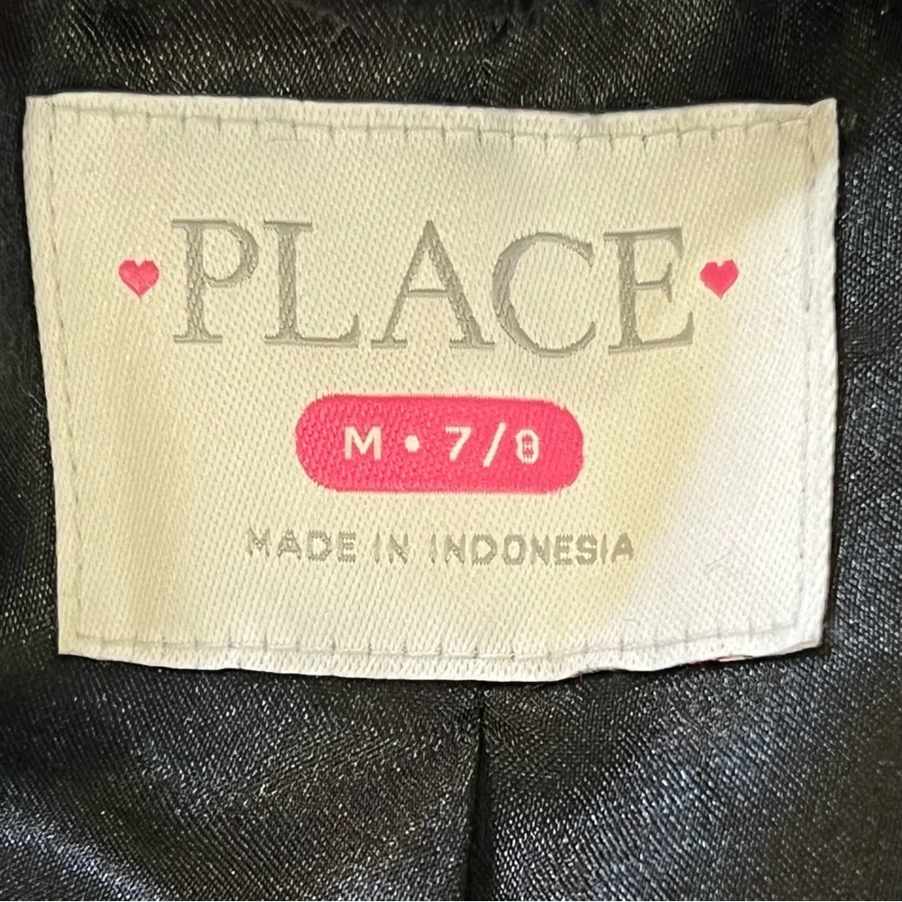 The Children’s Place Faux Fur Black Cape With Button & Loop Closure M 7/8